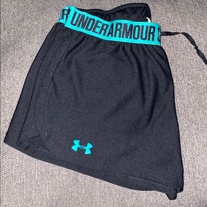 Black Under Armour Shorts - MW